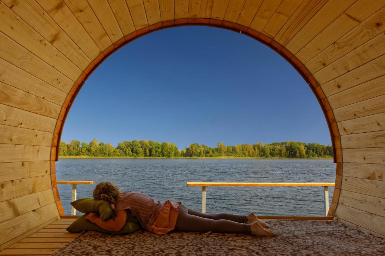 Hotel Ezermala Valdemārpils Exteriér fotografie