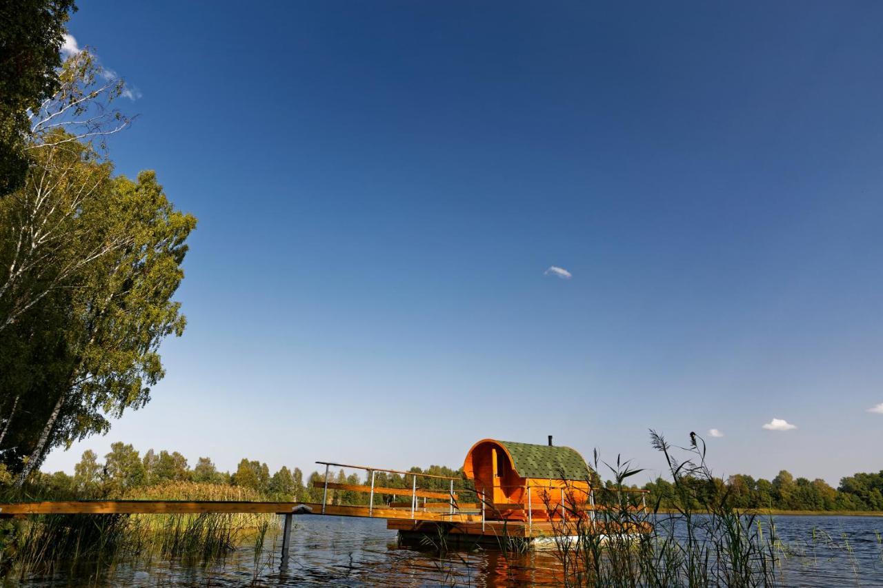 Hotel Ezermala Valdemārpils Exteriér fotografie