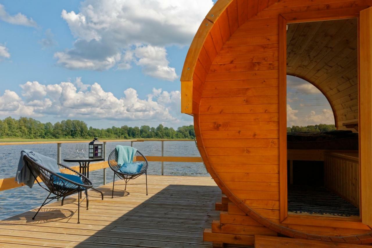 Hotel Ezermala Valdemārpils Exteriér fotografie